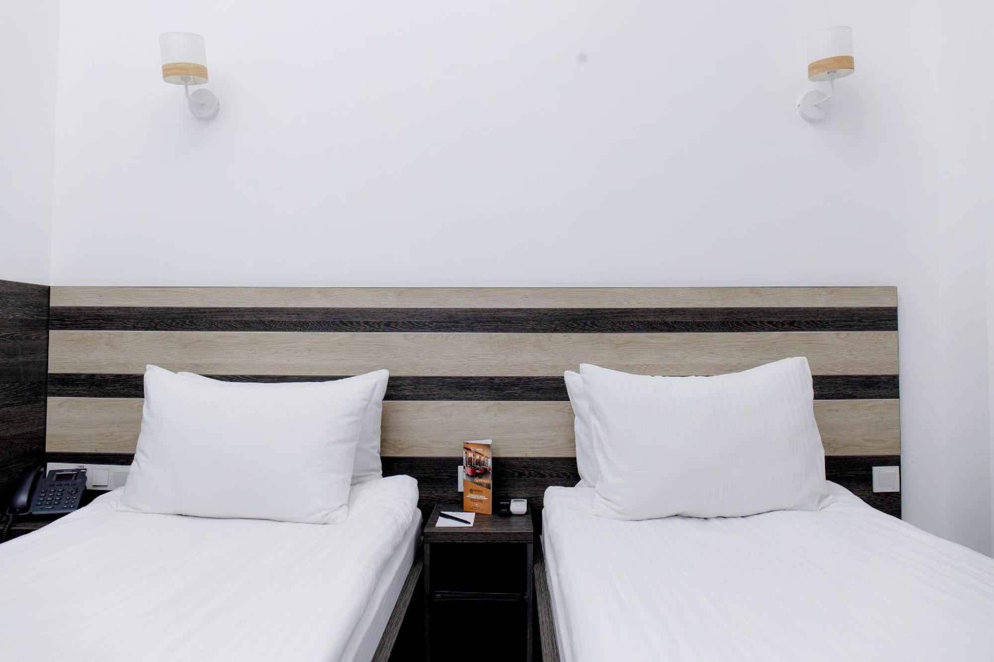 Infinity Plaza Hotel Atyraū Exteriér fotografie